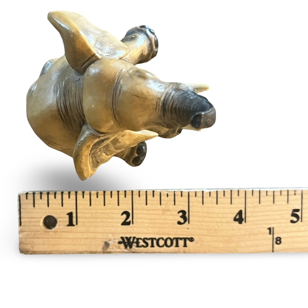Vintage Signed Guido Cacciapuoti Made in Italy Baby Elephant Figurine Trunk Up - Picture 9 of 10